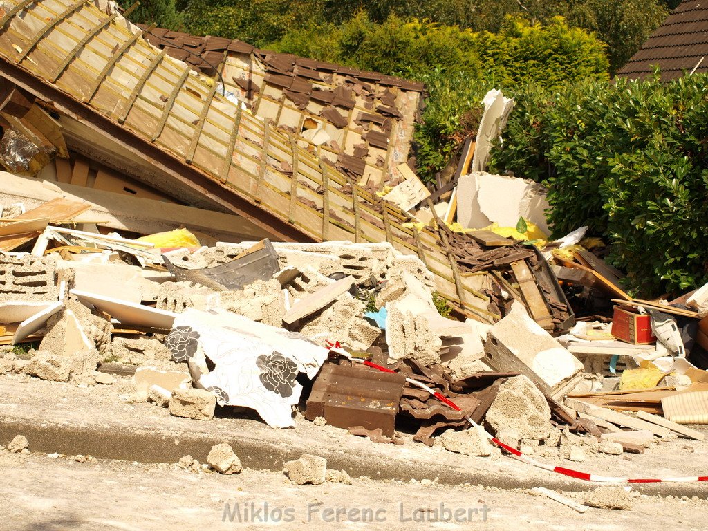 Haus explodiert Bergneustadt Pernze P028.JPG